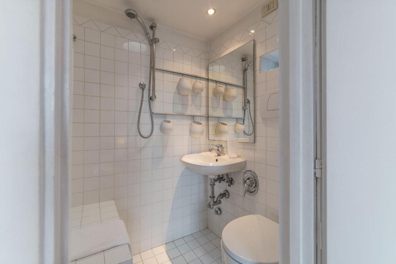 Apartamento Paradiso Penthouse - Fromhometorome Roma